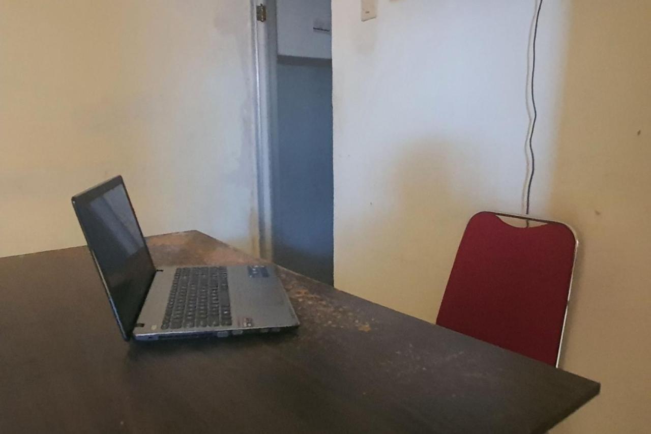 Oyo 93109 Garden Homestay 1 Tpr Surabaya Eksteriør billede