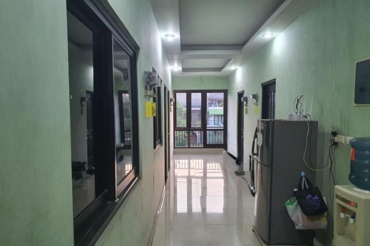 Oyo 93109 Garden Homestay 1 Tpr Surabaya Eksteriør billede